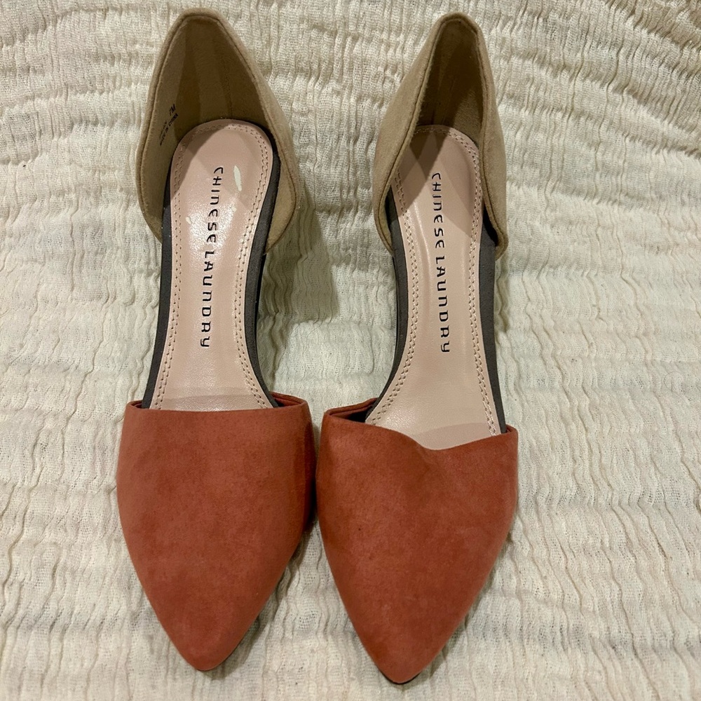 Chinese Laundry Terracotta and Beige Pointed Heels